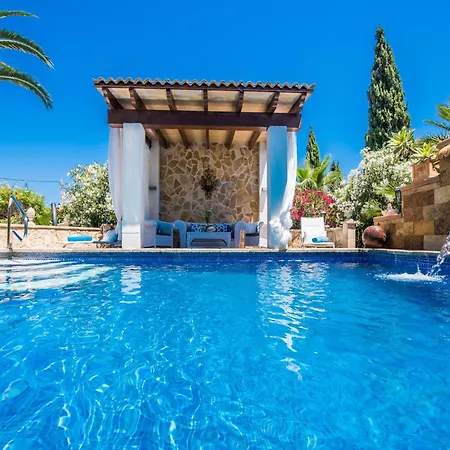 Ferienhaus Stunning In Mallorca